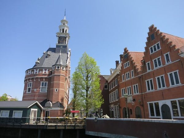 『春到来!九州の名所と花めぐり ハウステンボス「光の王国」とチューリップ祭り3日間』【羽田空港発着】1